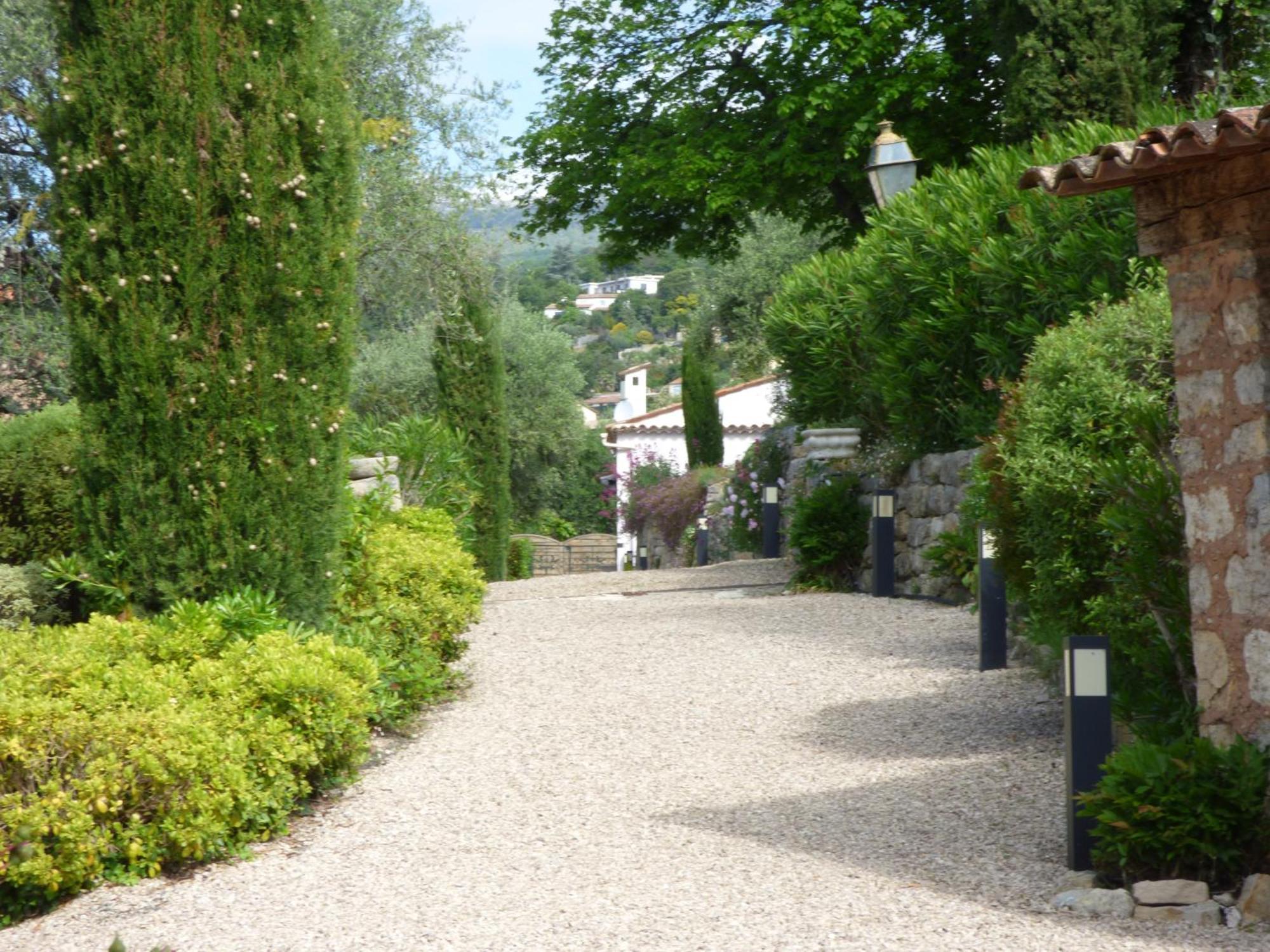 Apartment Cezanne With Heated Pool And Private Garden Chateauneuf-Grasse Екстер'єр фото